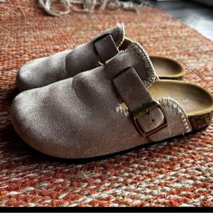 Yoki Girls Suede Slip Ons- tan with embroidered accent - size 1